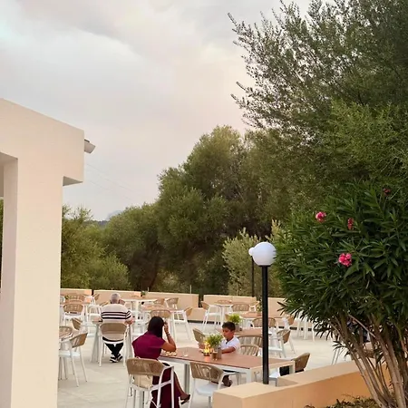Made & Restaurant -